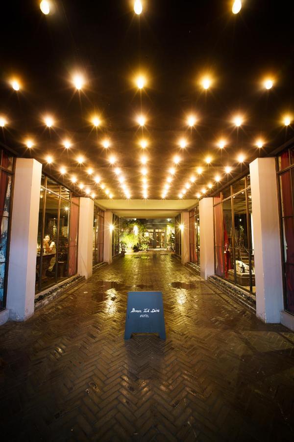 Baan Tuk Din Hotel Bangkok Esterno foto
