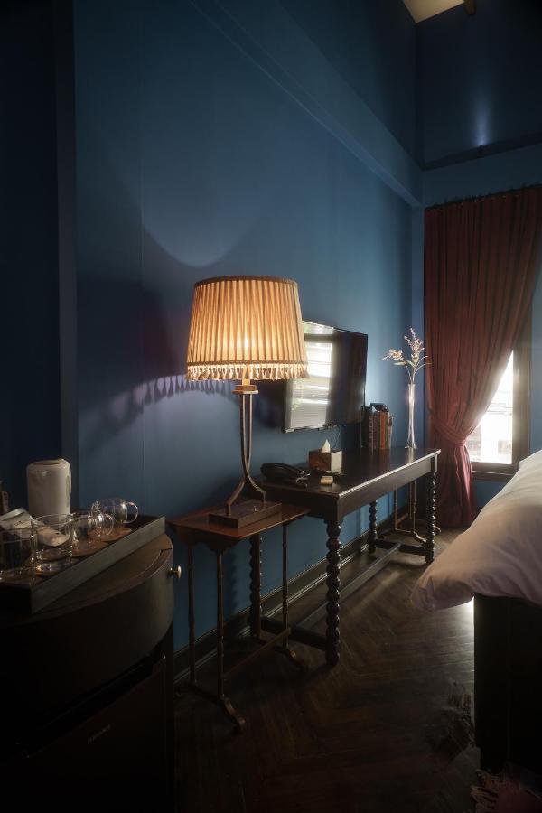 Baan Tuk Din Hotel Bangkok Esterno foto